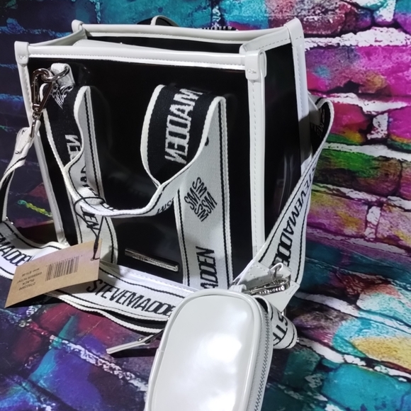 Steve Madden Black BWEBBER TIKTOK Popular Crossbody Bag w/ Air Pod Case $78 - Picture 13 of 16